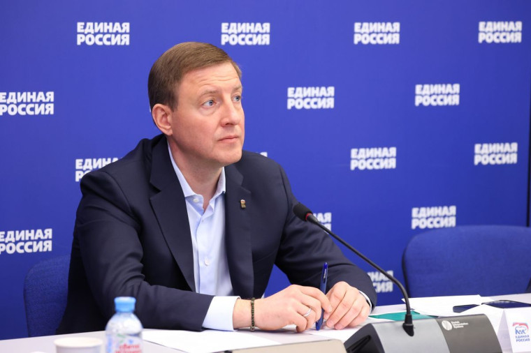 Андрей Турчак: Подача заявок от кандидатов на предварительное голосование «Единой России» продлена до 8 мая. Андрей Турчак: Подача заявок от кандидатов на предварительное голосование «Единой России» продлена до 8 мая.